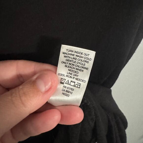 Maurices Solid Black Eyelet Flutter Sleeve Top Size Large Modest Neckline - Picture 5 of 7